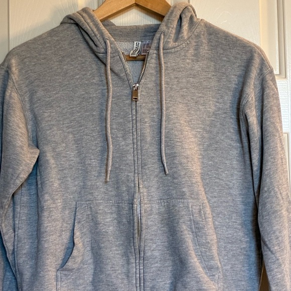 H&M Heather Gray Women's Hoodie - Picture 2 of 8